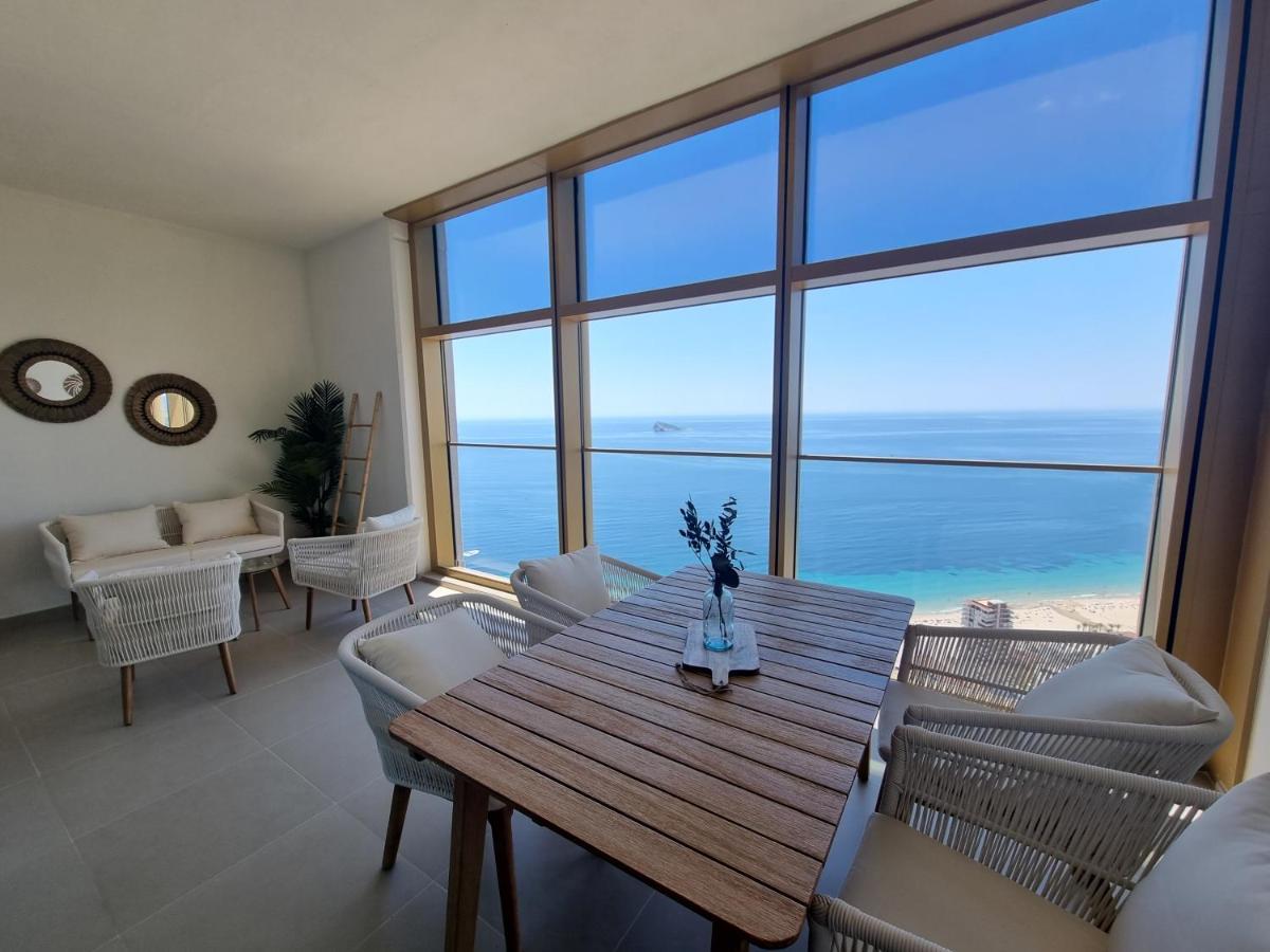 Floor 32! Intempo Luxury Apartment Benidorm Bagian luar foto